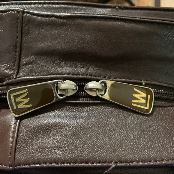 Wilson’s Leather Eat 1899 Backpack Purse - Picture 4 of 11